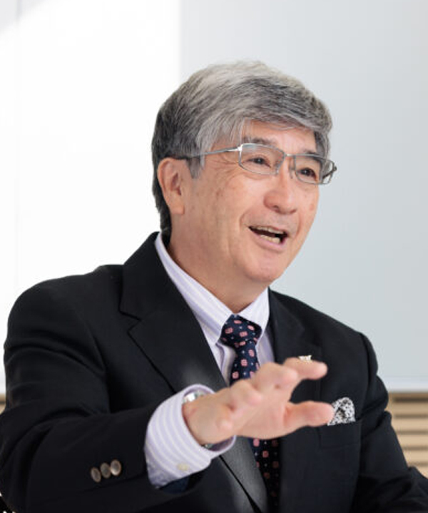 真田　幸光　氏